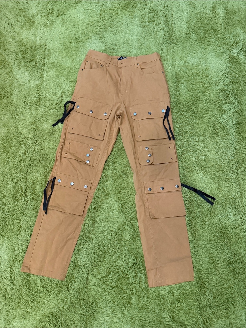 Forever 21 Men’s Tan Cargo Pants with Black Strap Accents